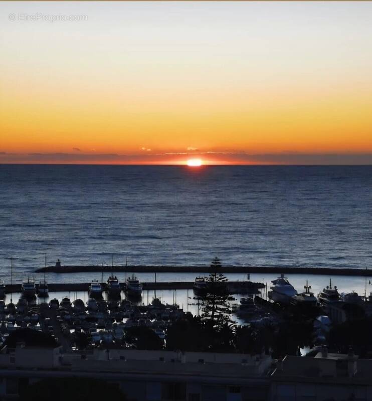 Appartement à BEAULIEU-SUR-MER