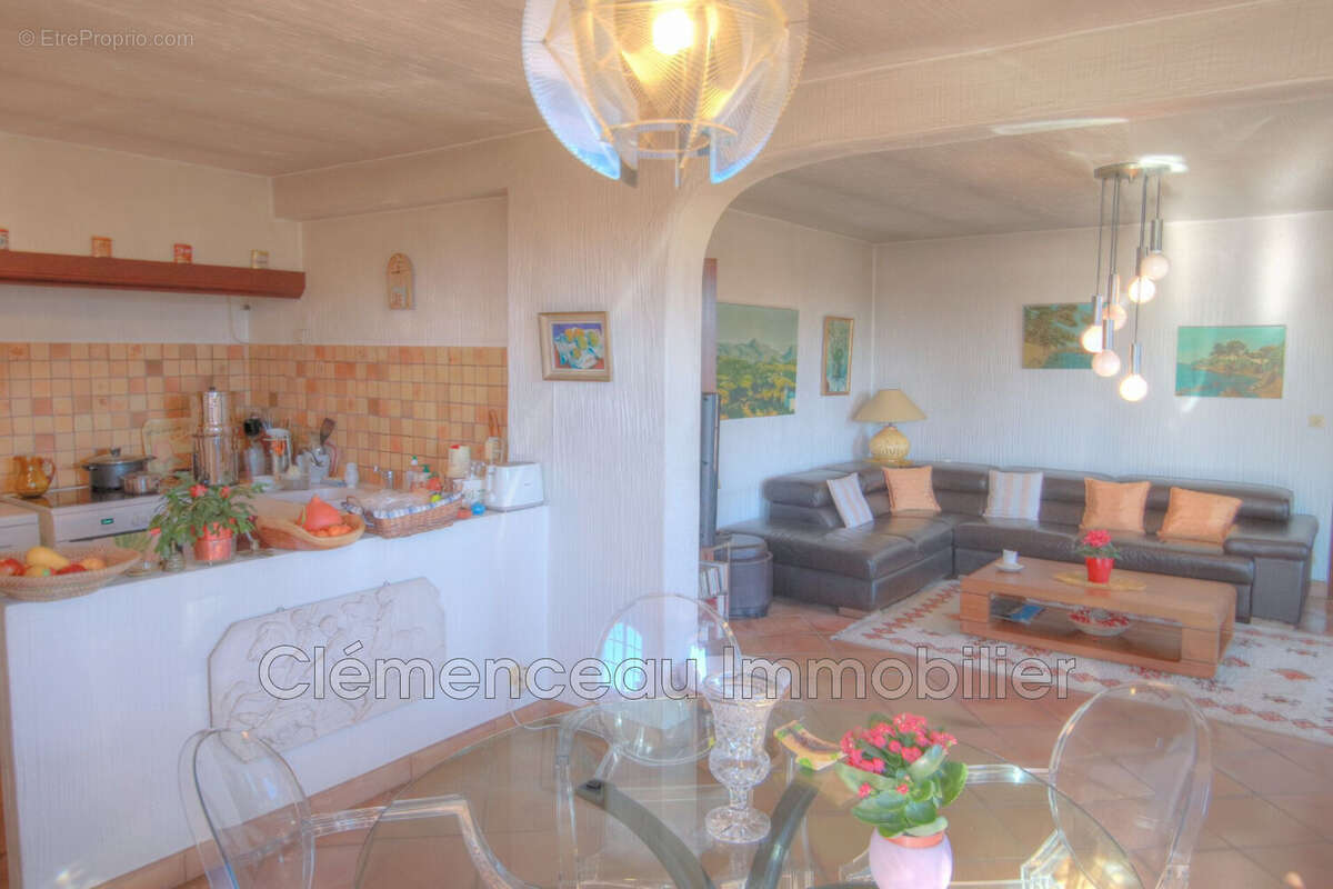 Maison à LA COLLE-SUR-LOUP