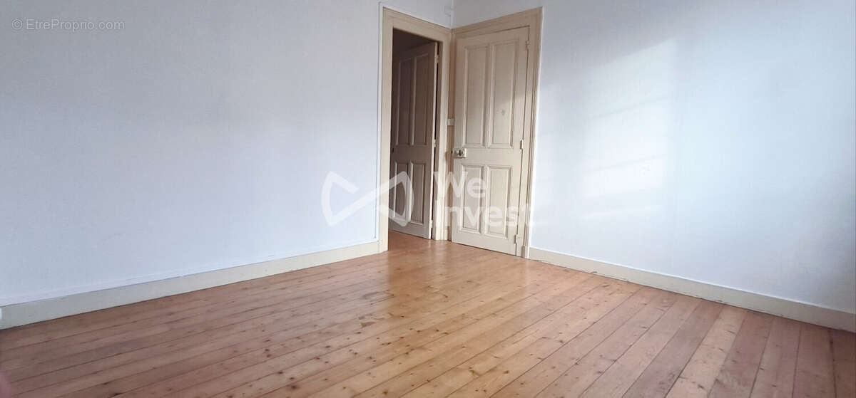 Chambre 2 - Maison à CREVECOEUR-EN-AUGE