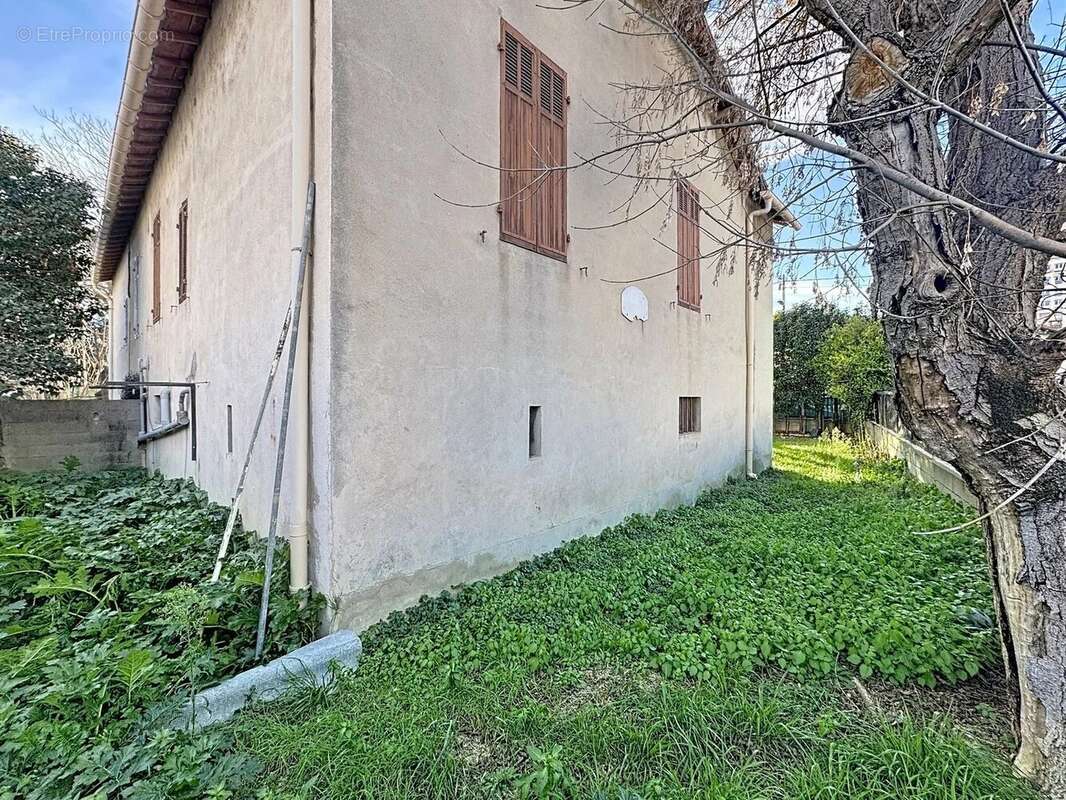 Appartement à MARSEILLE-12E