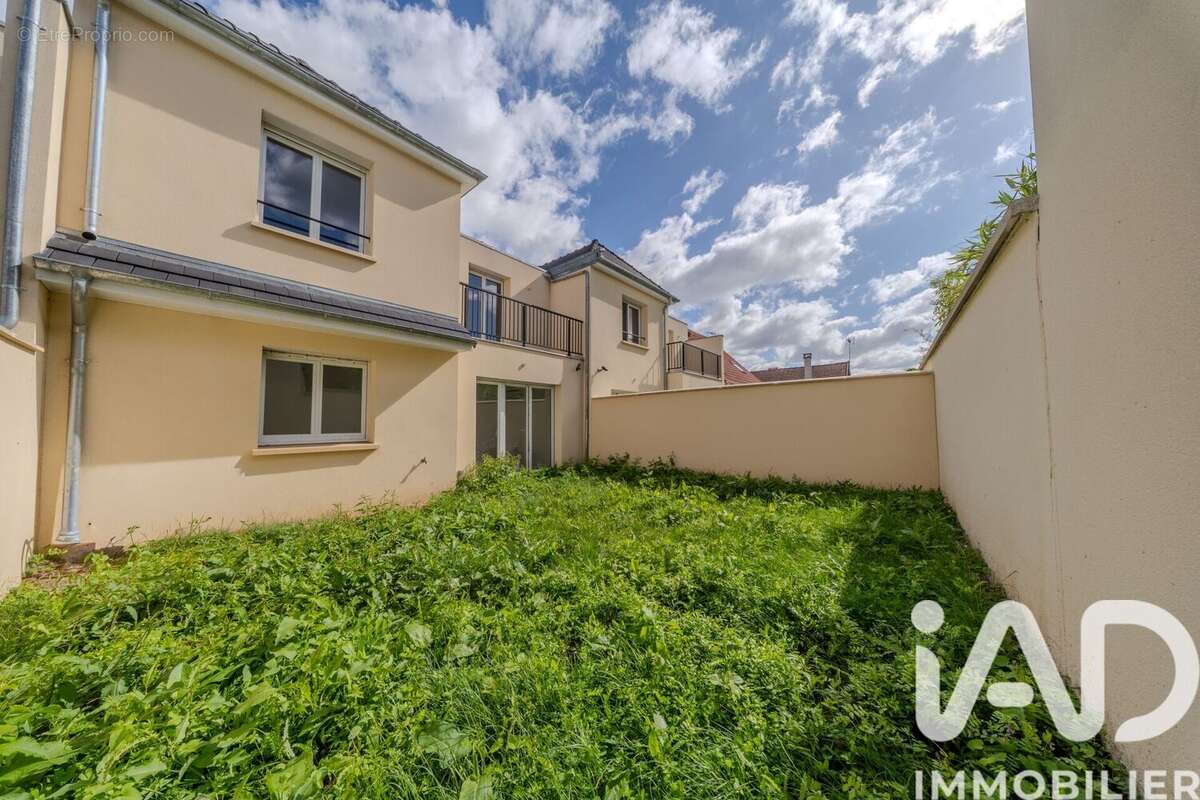 Maison 110 m² à Lagny-Sur-Marne  - photo 2