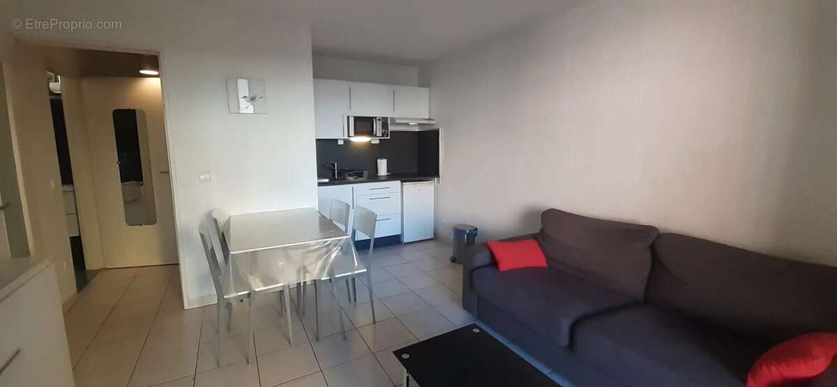 Beau studio - terrasse - calme - proche garibaldi - photo 7