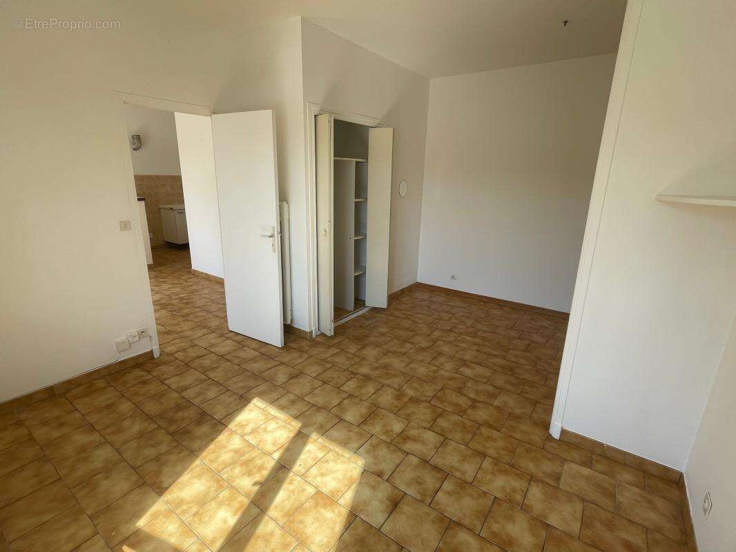 Appartement À Vendre - photo 6