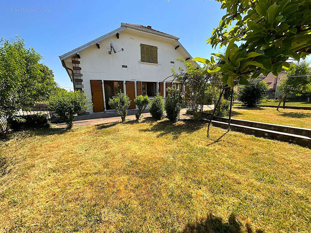 Maison Breurey Les Faverney 7 pièces 145m2 habitables 929m2 terrain - photo 11