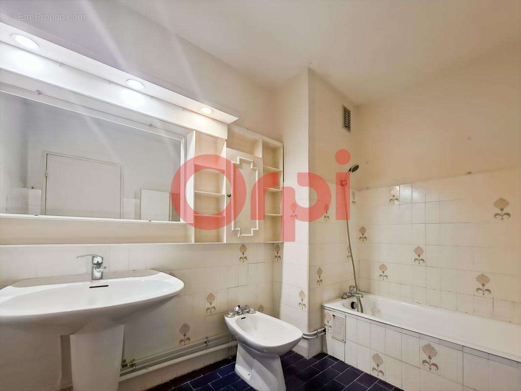 Appartement à AIX-EN-PROVENCE