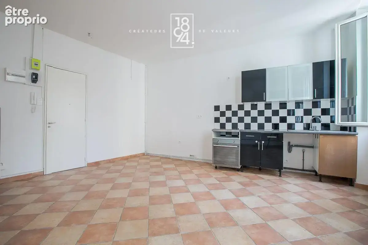 T2 et bureau / dressing de 50 m² - Lodi - Conception - À deux pas du métro Baille - photo 3