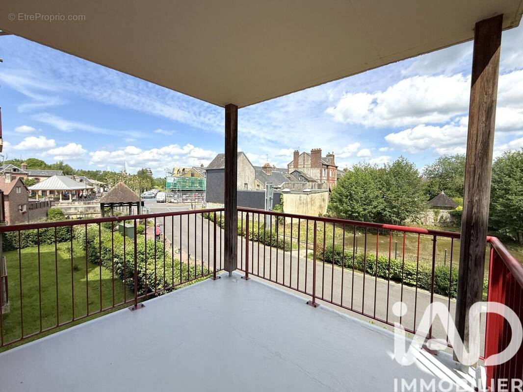 Photo 1 - Appartement à LA RIVIERE-SAINT-SAUVEUR