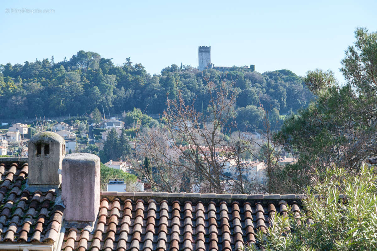 Maison à VILLENEUVE-LOUBET