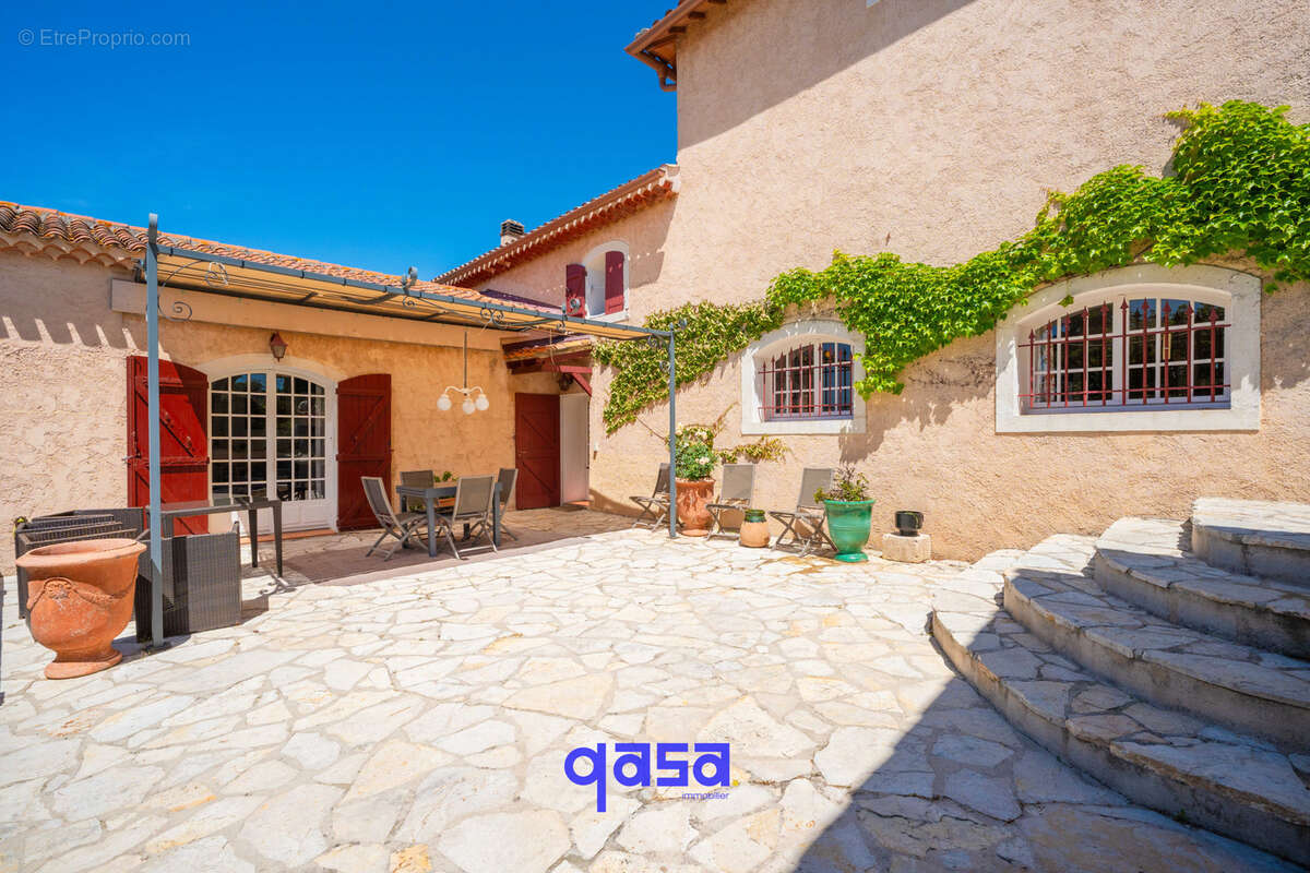 Maison à AUBAGNE