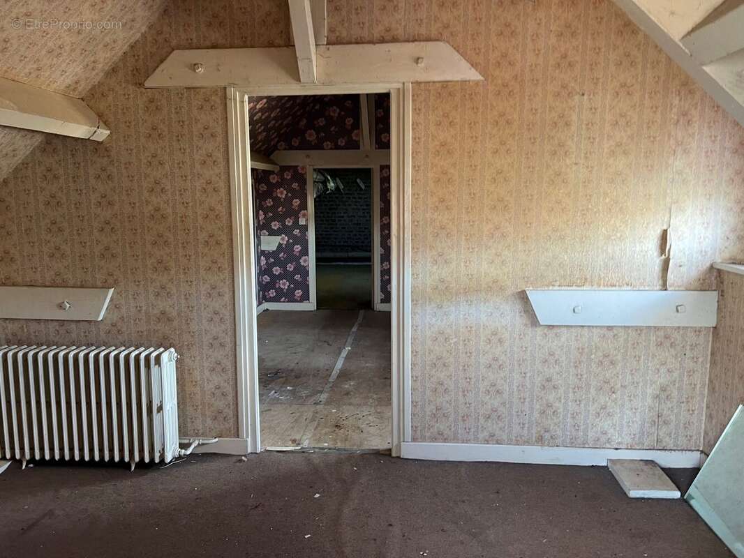 Maison à BICHANCOURT