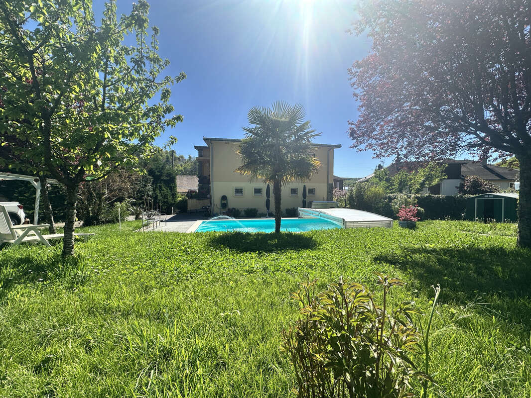 Maison à DECAZEVILLE