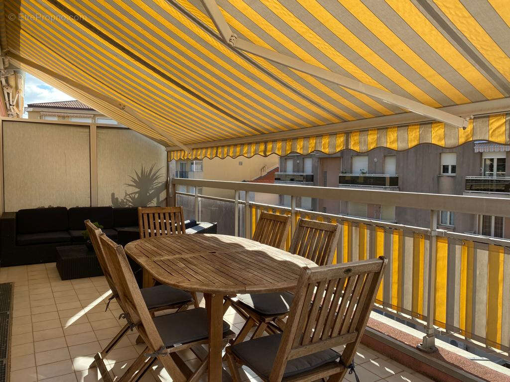 Appartement à MENTON