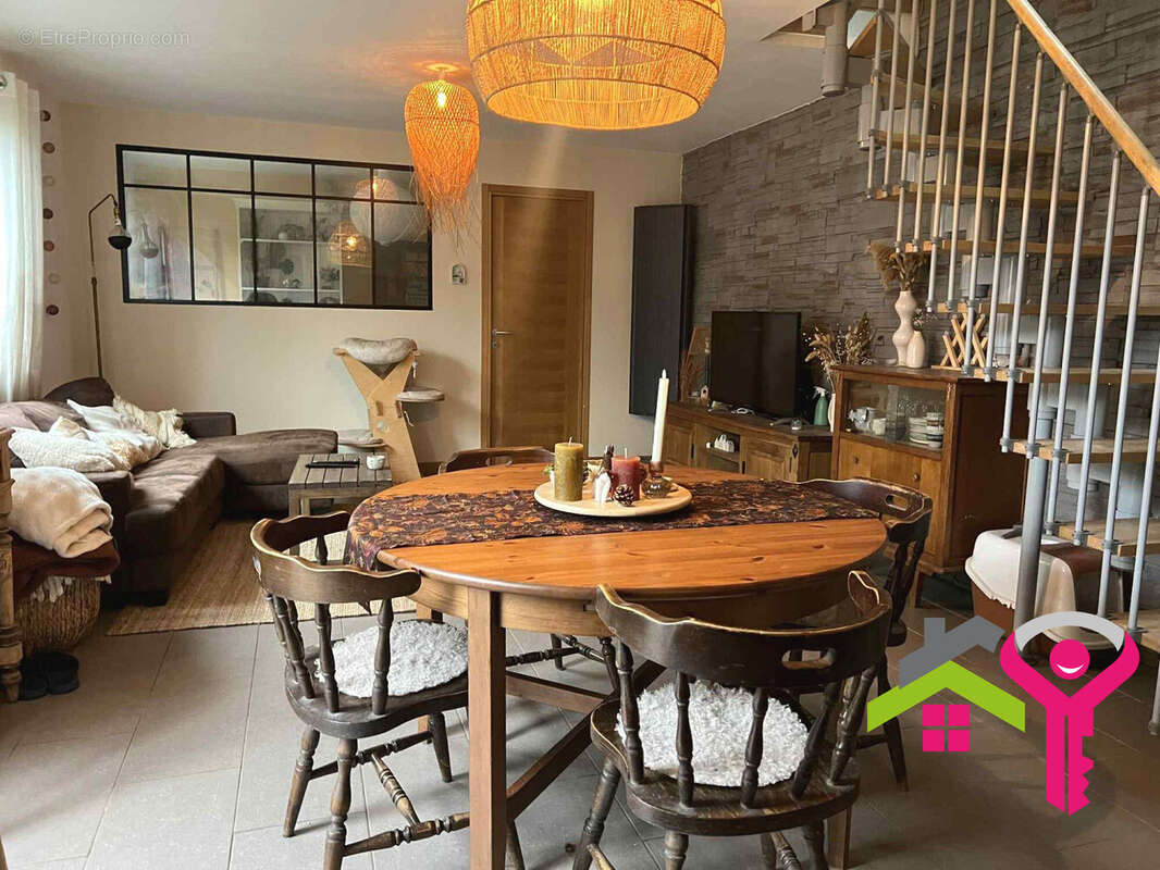 Maison à AULNOY-LEZ-VALENCIENNES