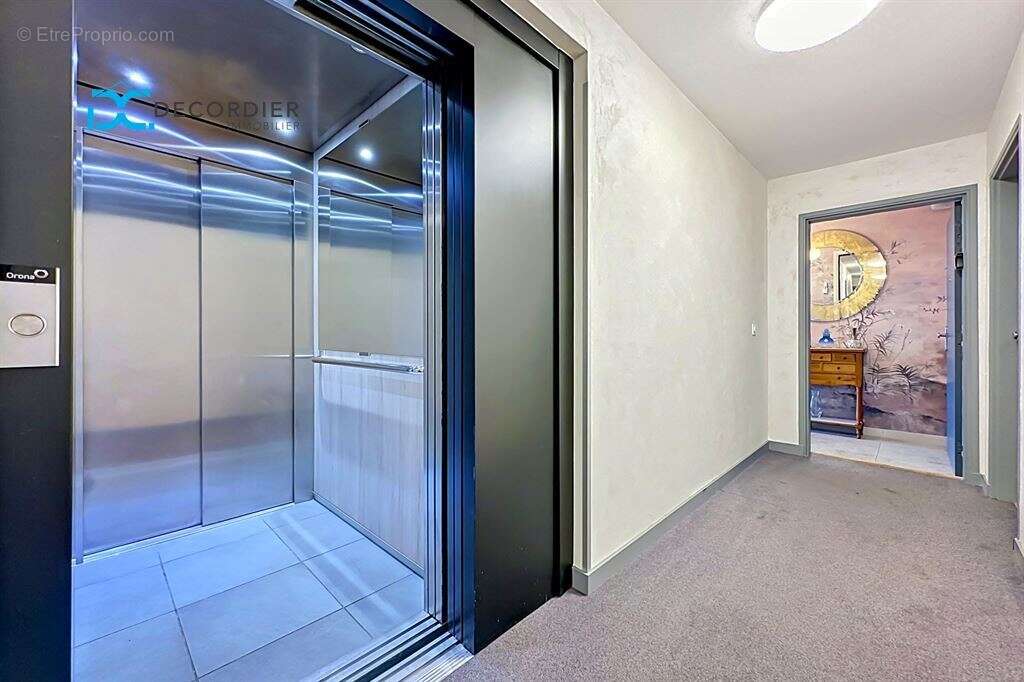 Appartement à EVIAN-LES-BAINS