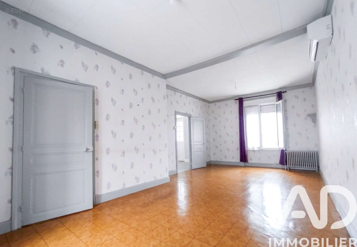 Photo 3 - Maison à MONTLUCON