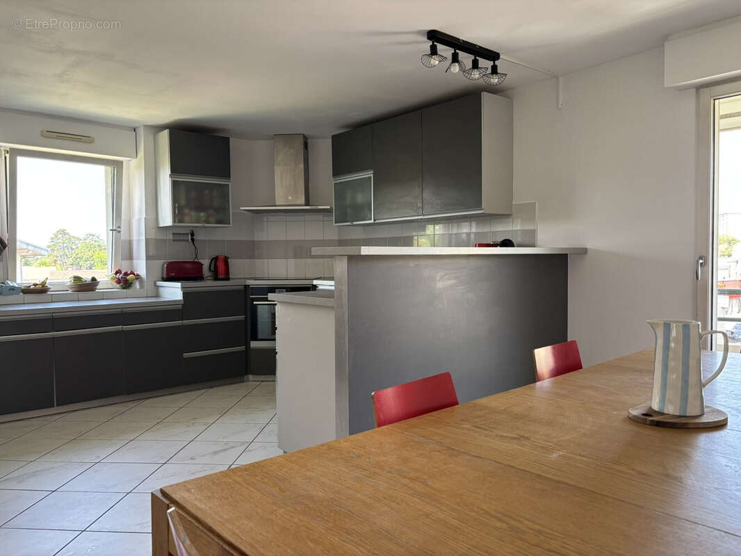Appartement 102 m² à Annemasse  - photo 6