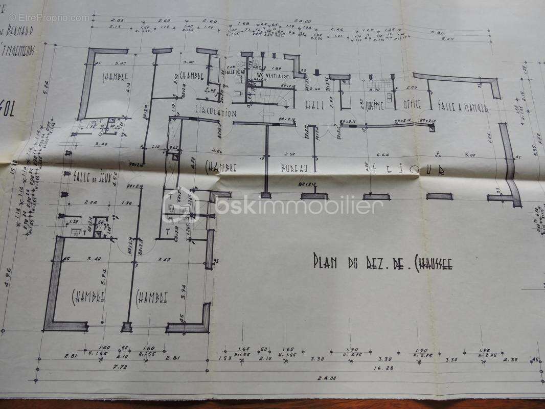 Maison à SAINT-HILAIRE-DE-BRETHMAS