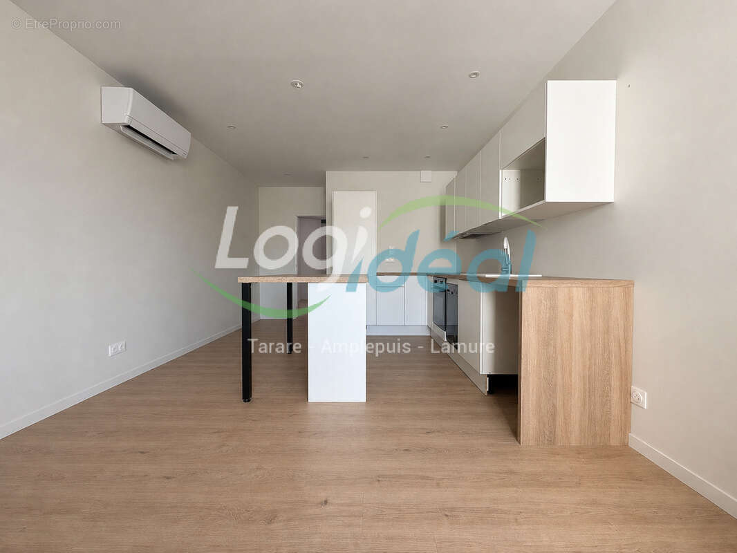 Appartement rénové à neuf - Saint Forgeux - photo 4