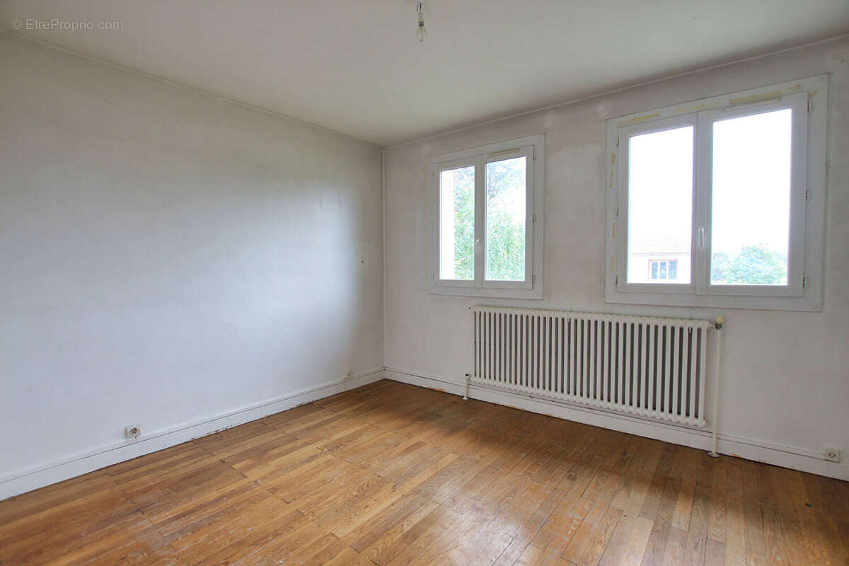 Maison à SAINT-PRIEST