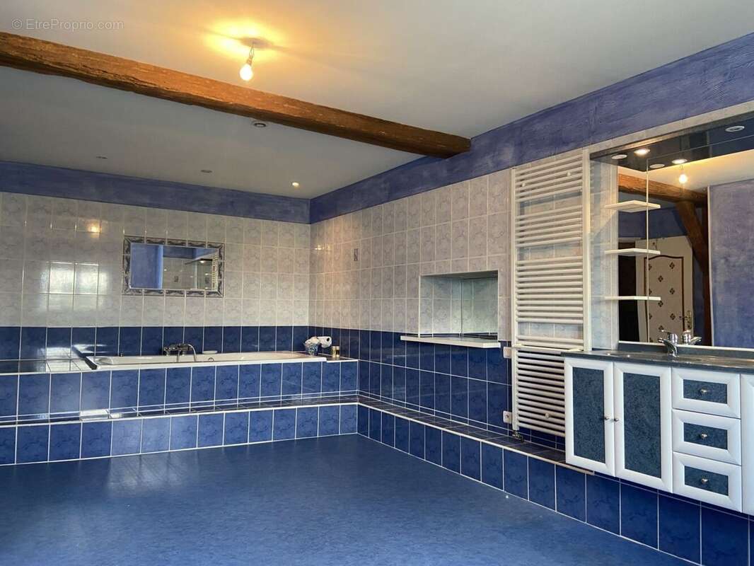 Maison à SAINT-ELOI