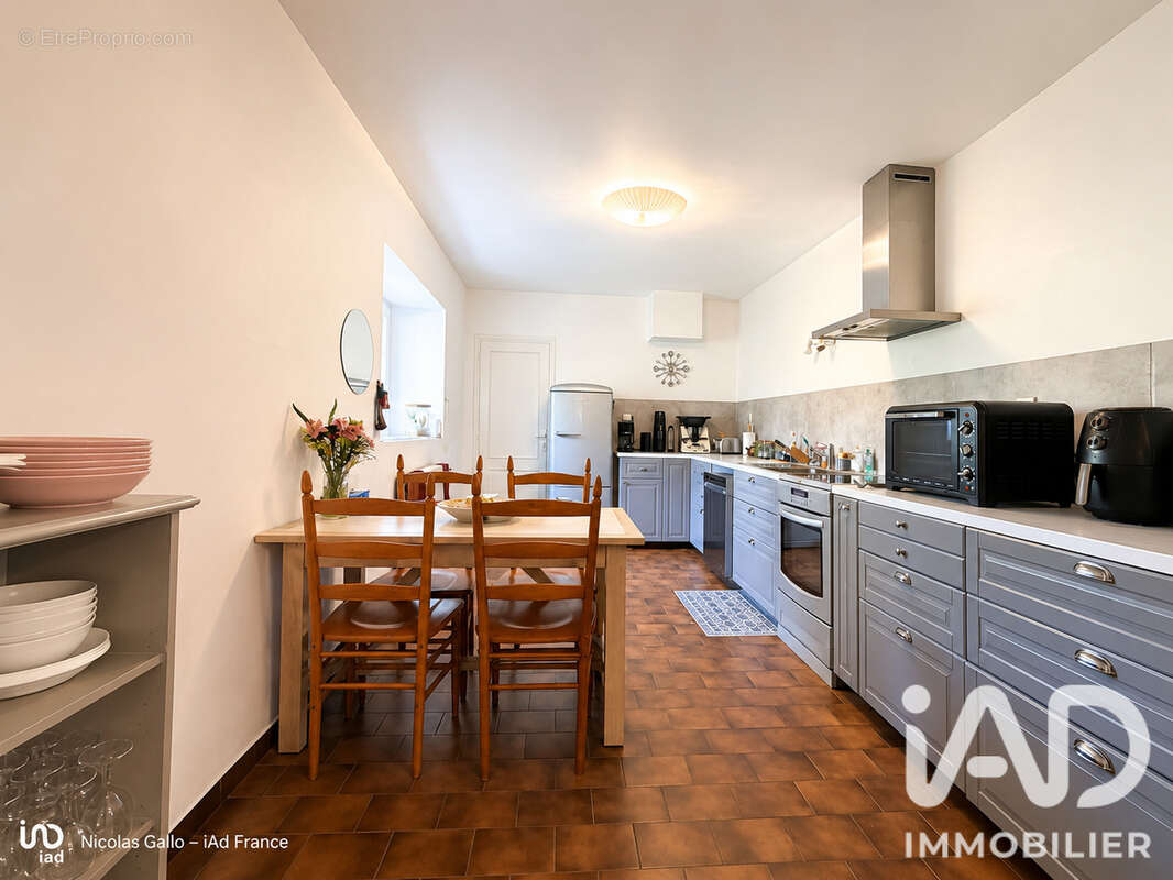 Maison 144 m² à Dardenac  - photo 4