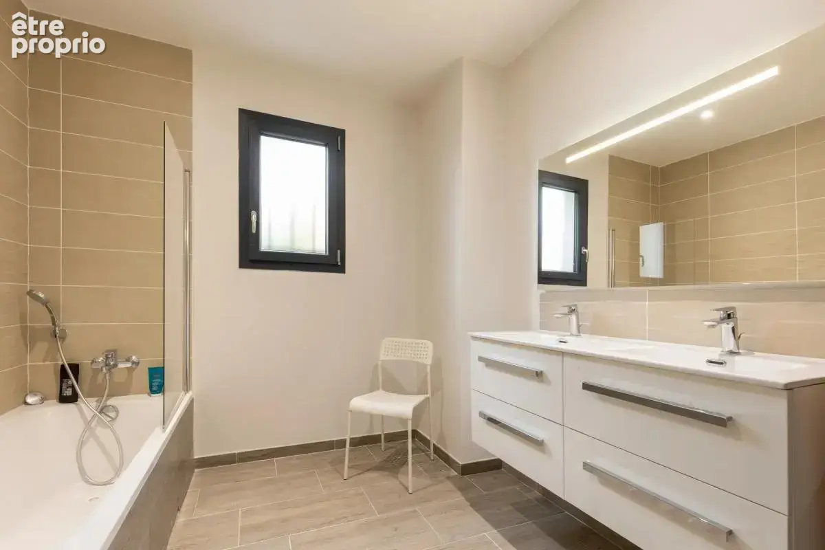 Ensemble immobilier de 2 maisons : Grande maison T5 de 118m2 et seconde maison T4 de 68 m2 - photo 11