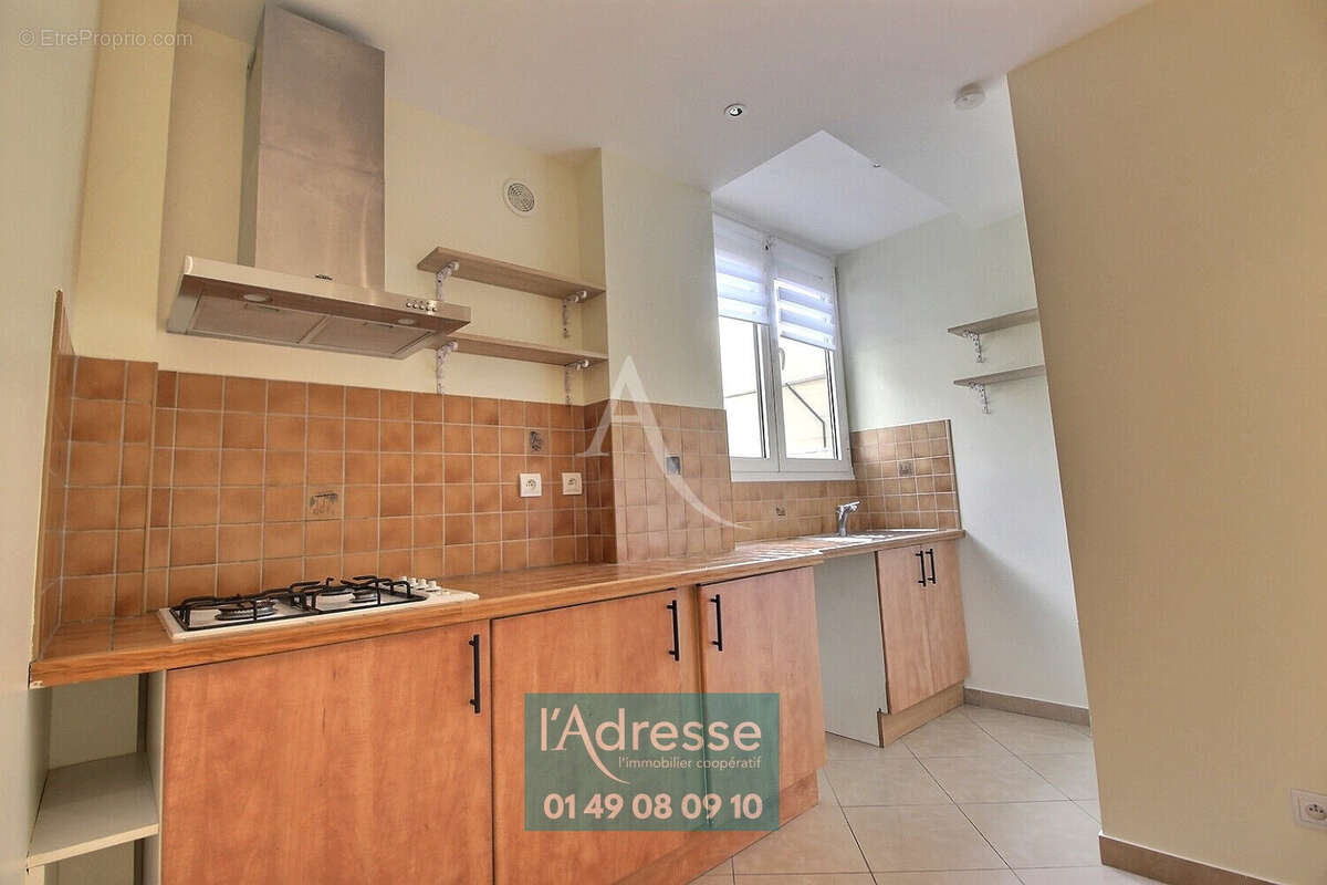 Appartement à L&#039;HAY-LES-ROSES