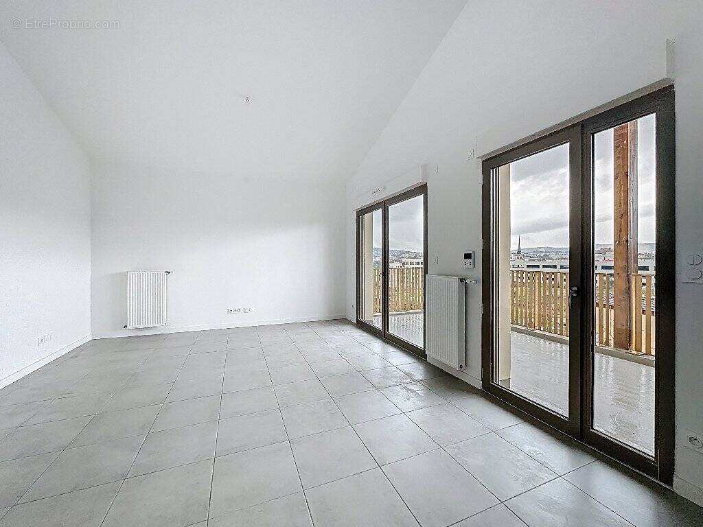 Appartement à VILLEFRANCHE-SUR-SAONE