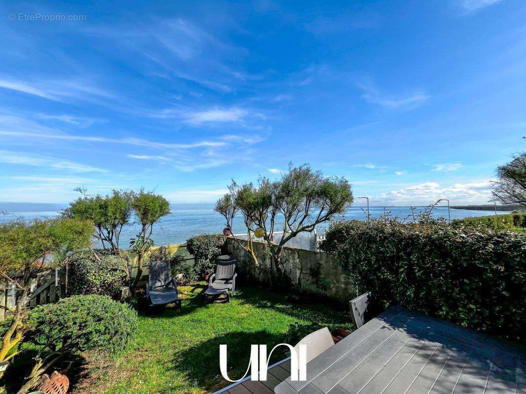 Maison à LUC-SUR-MER