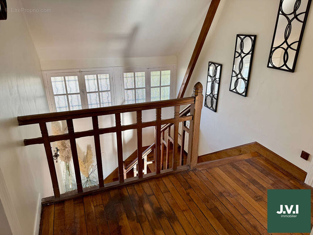 Maison à MONTMORENCY