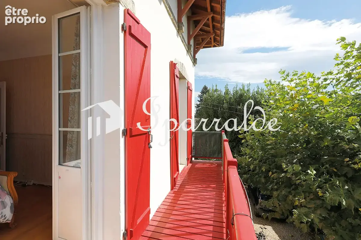 Exclusivité   hendaye centre-ville  117 m2  5 pièces  parking & très grande cave - photo 26