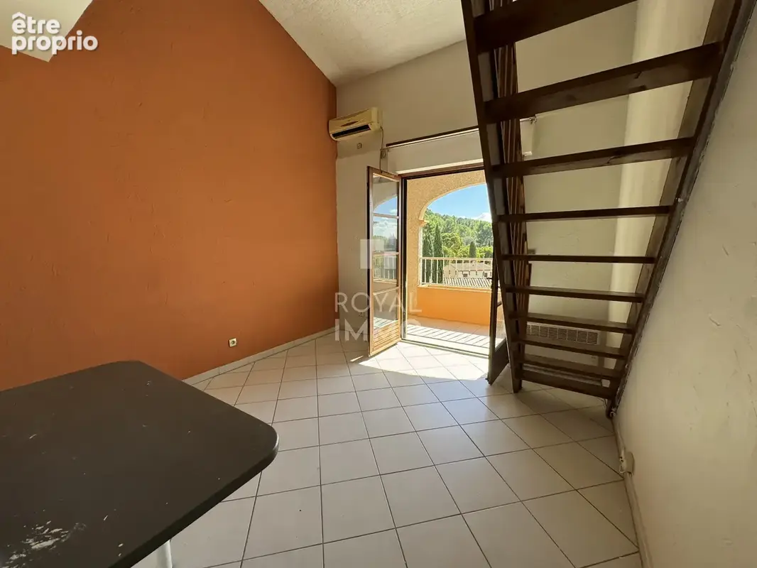 T1 - duplex - parking - photo 4