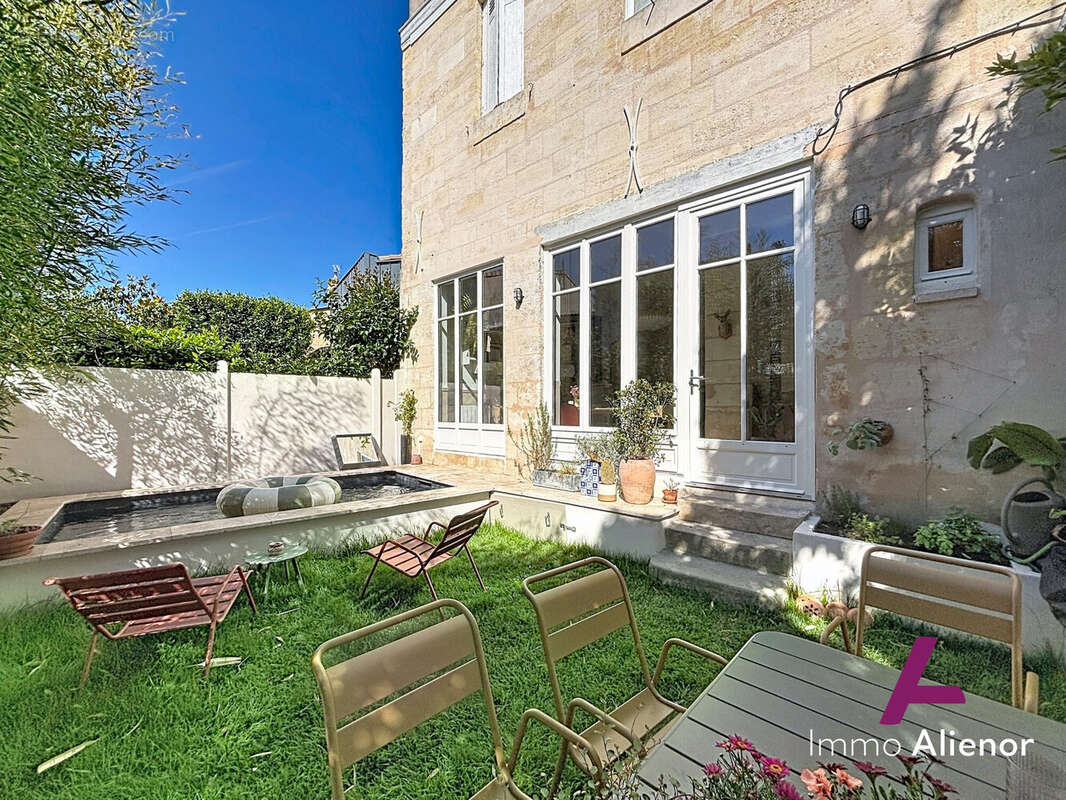 Maison à BORDEAUX