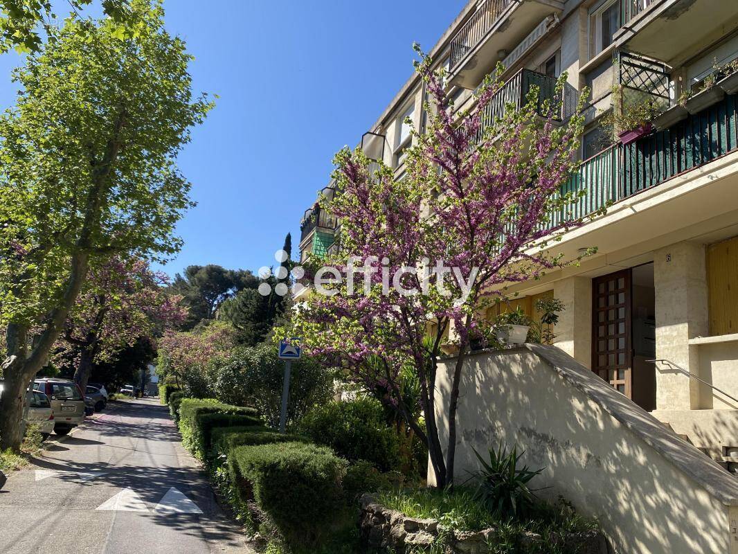 Appartement à MARSEILLE-9E