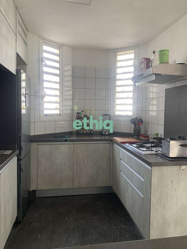 Maison à PETIT-BOURG