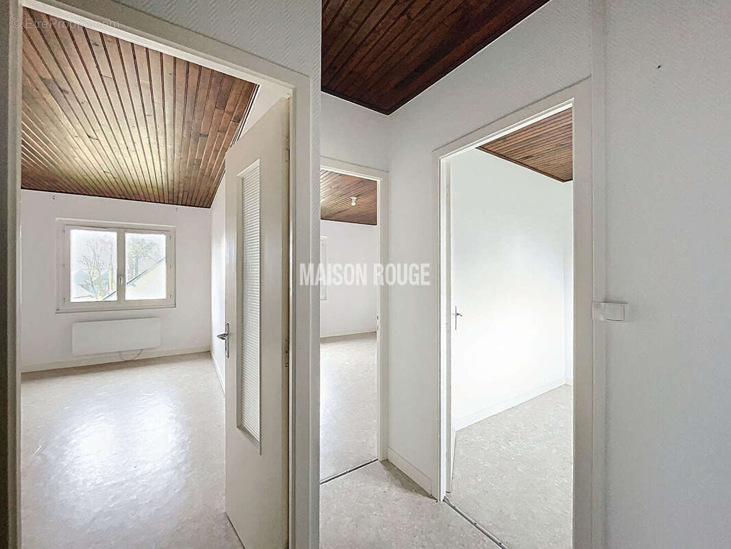 Maison à ROZ-LANDRIEUX