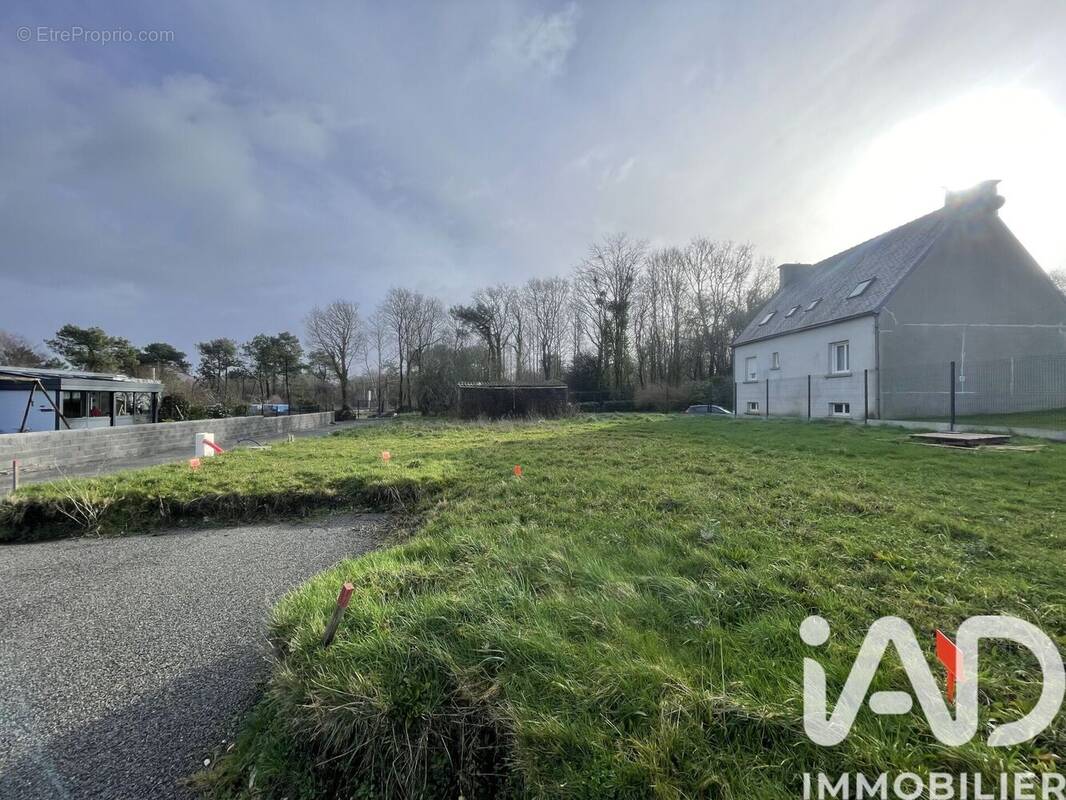 Photo 1 - Terrain à PLEUVEN