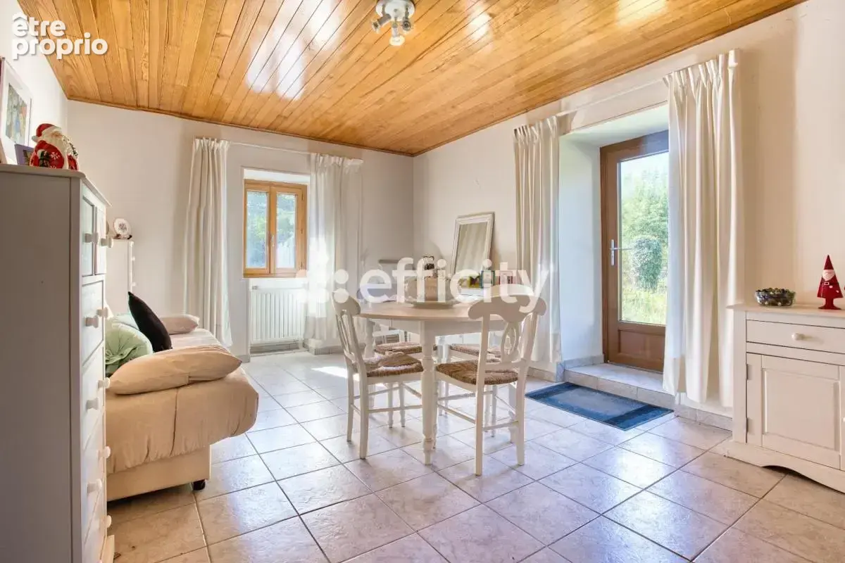 Maison 6 pièces 210 m² à vendre à Bassillac (24330) - photo 6
