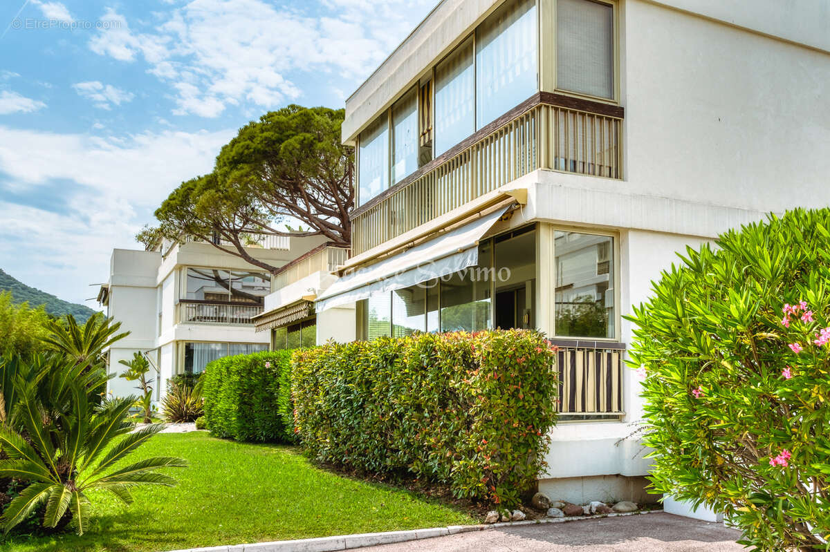 Appartement à MANDELIEU-LA-NAPOULE