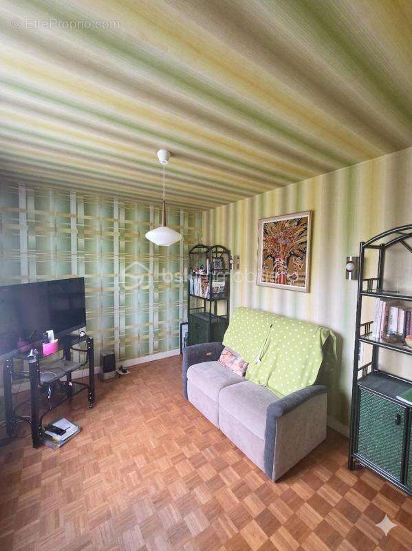 Maison à ESPALY-SAINT-MARCEL