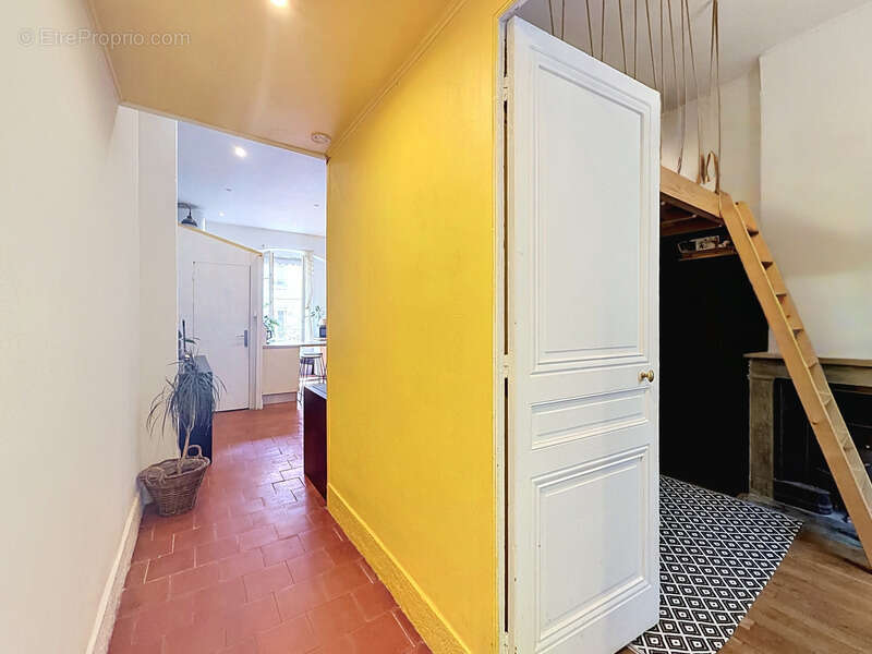 Appartement à LYON-5E