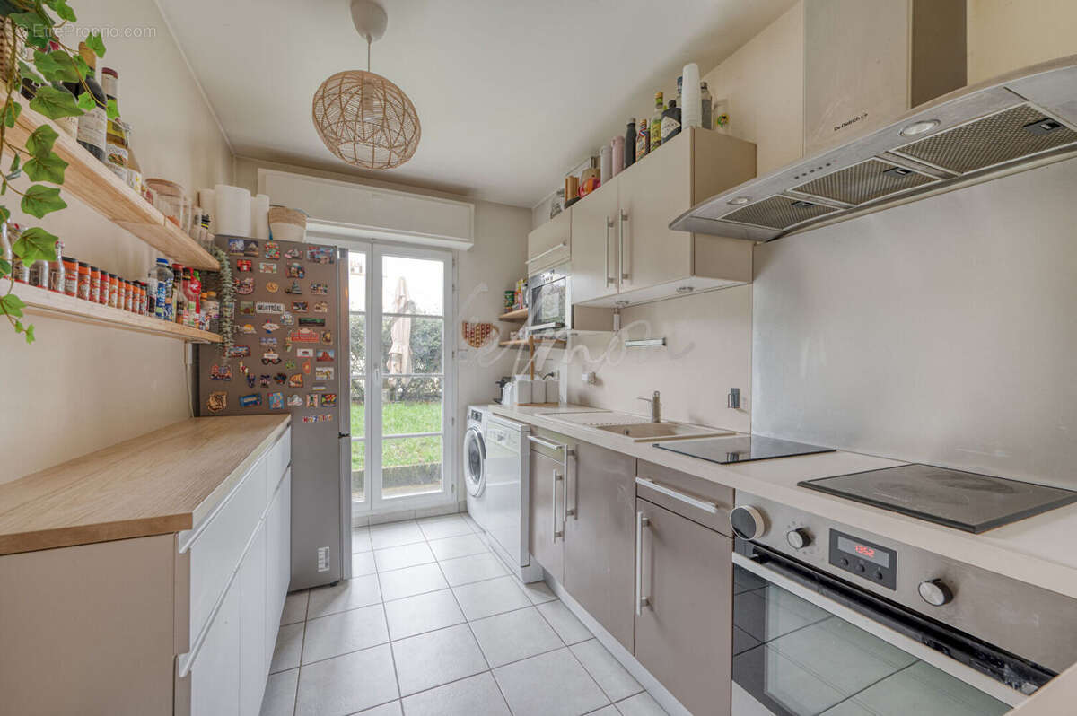 Appartement à LE PLESSIS-ROBINSON