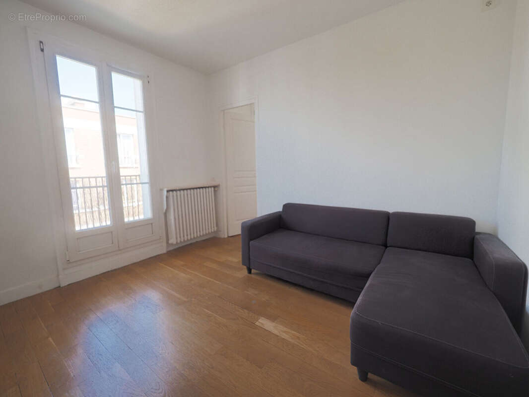 Appartement à PARIS-20E