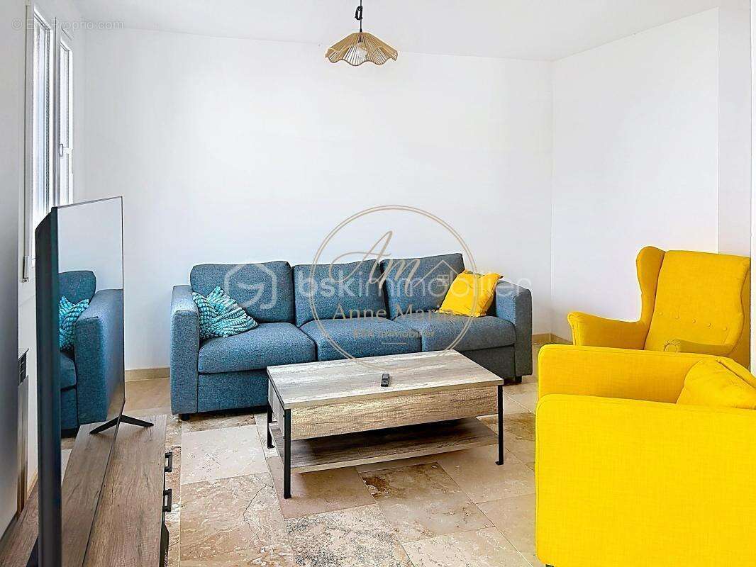  Maison de charme familiale rénovée avec piscine et cuisine d'été – Toulon Quatre Chemins  - photo 8