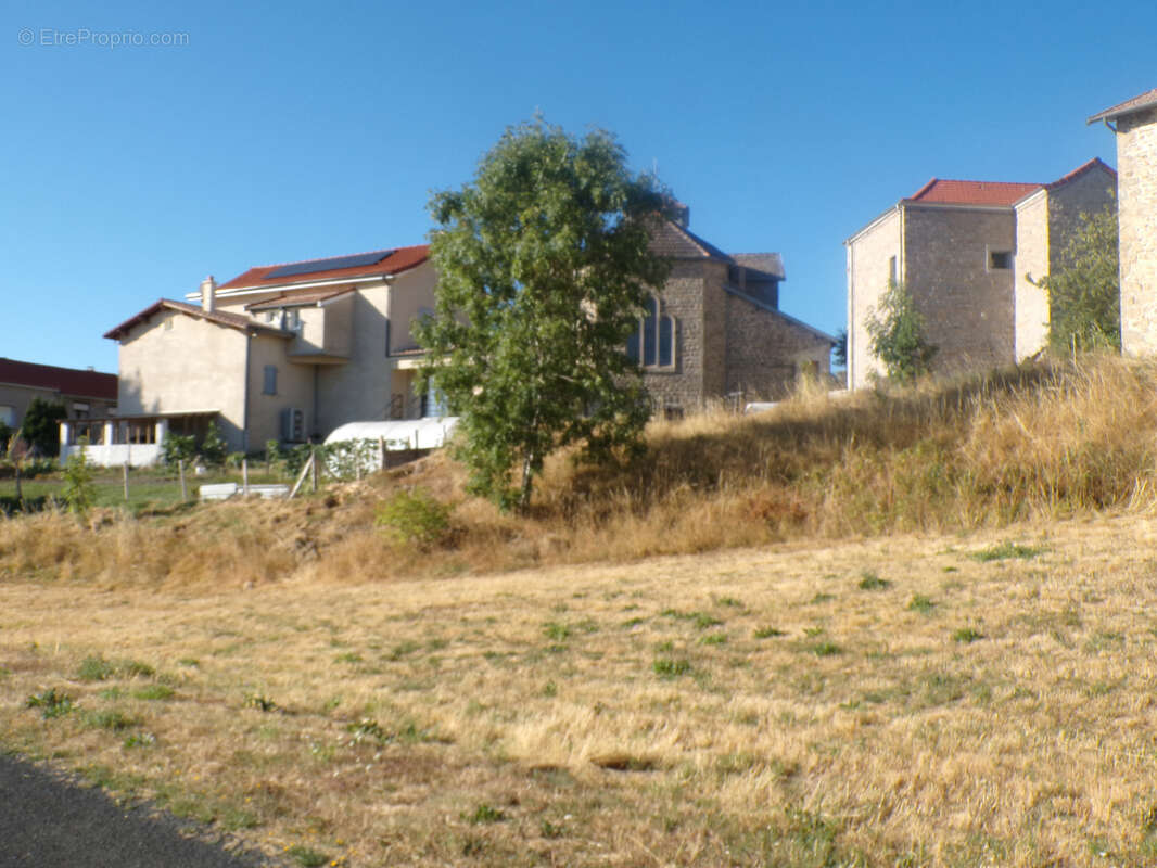 MAISON DE VILLAGE - 5 chambres de 167 m2 au coeur de Saint-Jeure-d'Andaure- Vue dégagée - photo 19