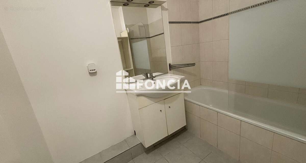 À vendre – T1 avec parking – Résidence récente et paisible – Avignon extra-muros - photo 3