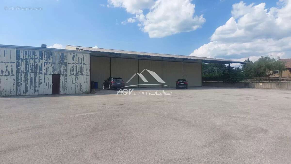 Commerce à SAINT-CHRISTOL-LES-ALES