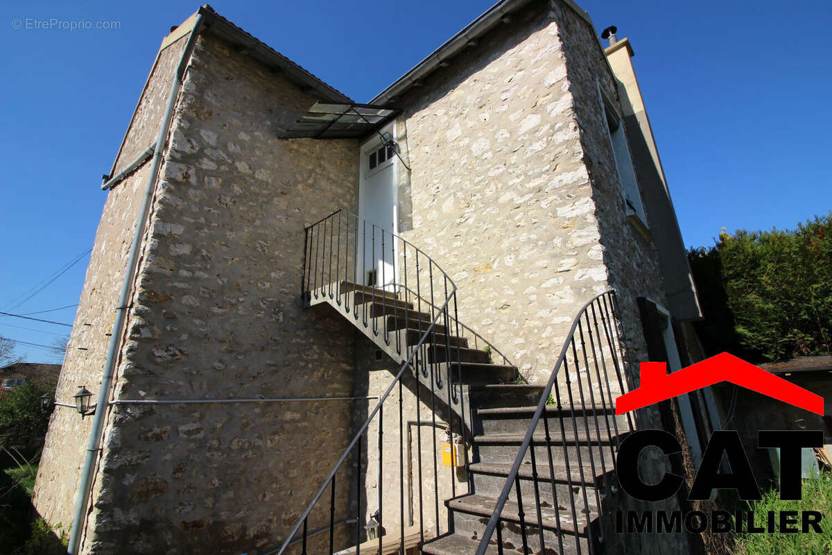 Maison à CHAMPAGNE-SUR-SEINE