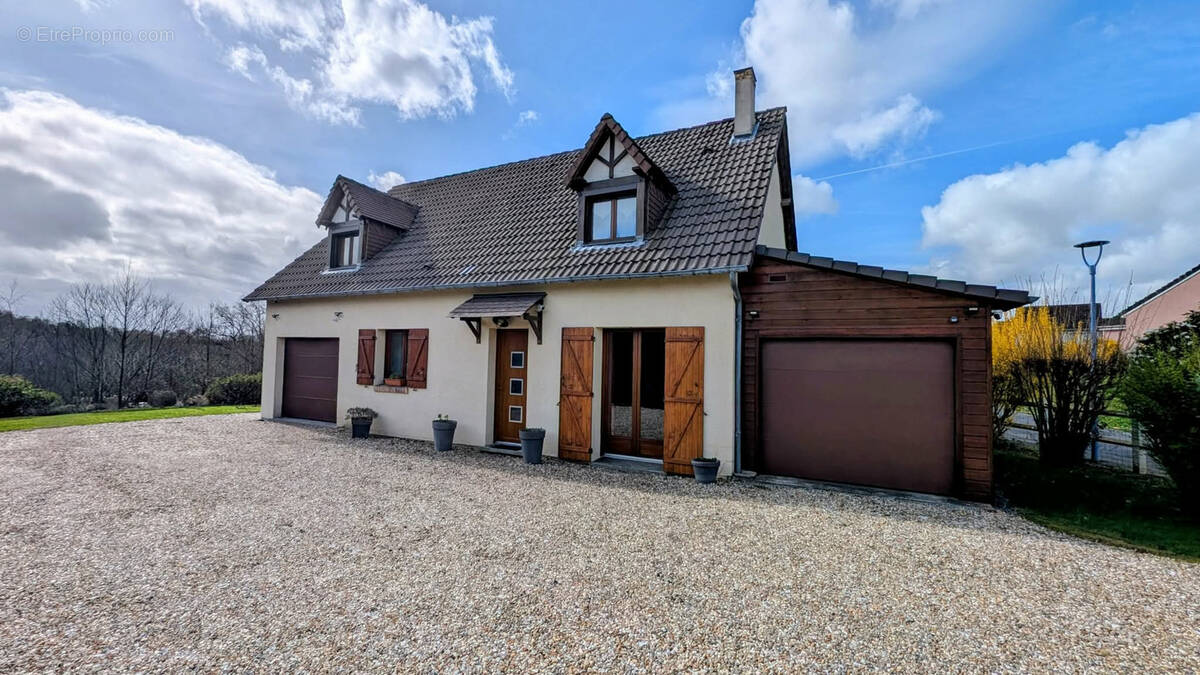 Maison à LA FRENAYE