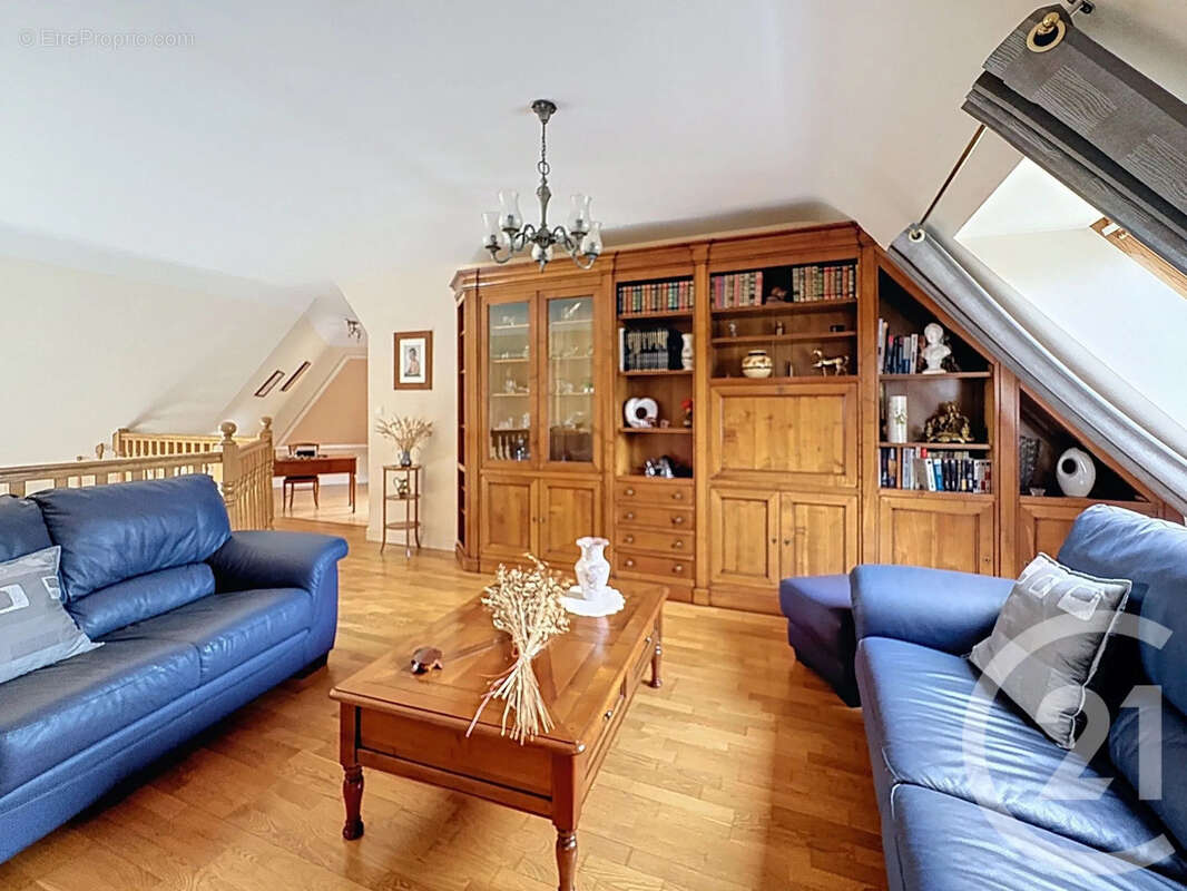 Maison 195 m² à Lannion  - photo 12